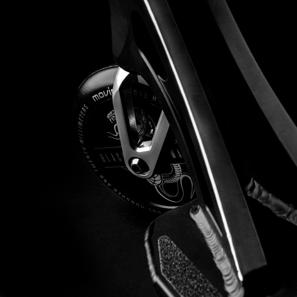 Movino Black Mamba (Schwarz)