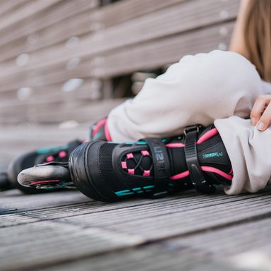 A Gift for Roller Skaters: 7 Suggestions